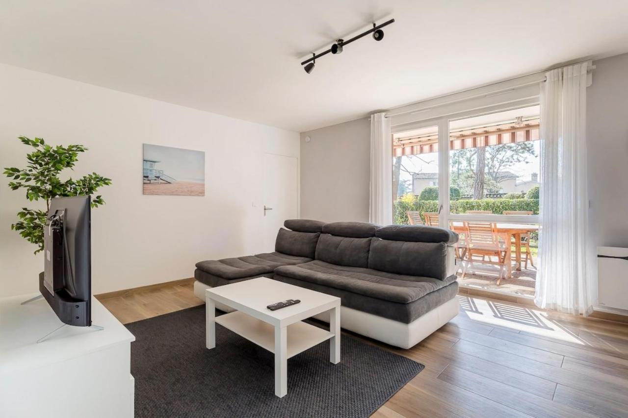 Suite Granges En Rez-De-Jardin Pour 4 Voyageurs ลียง ภายนอก รูปภาพ