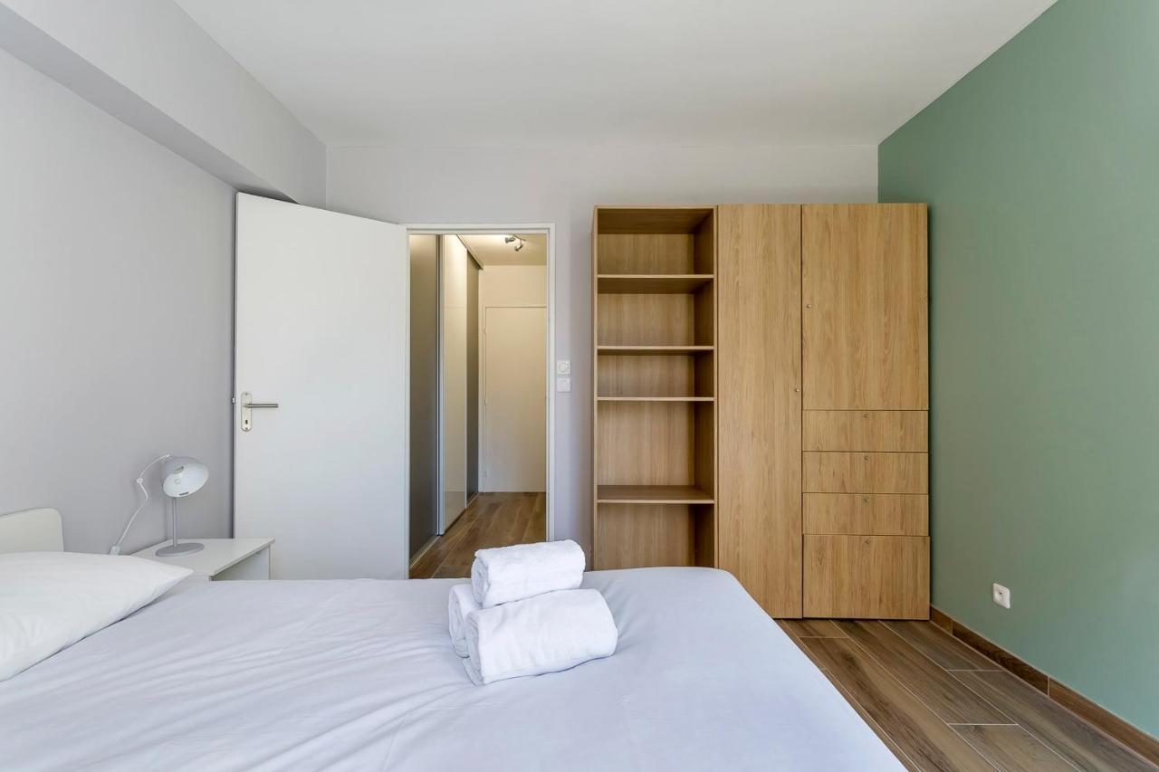 Suite Granges En Rez-De-Jardin Pour 4 Voyageurs ลียง ภายนอก รูปภาพ